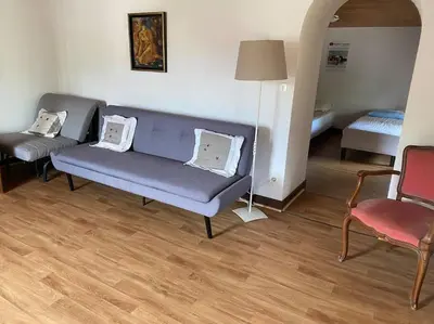 Coin salon dans l'établissement Gîte Marchand