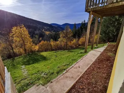 Vue générale sur la montagne ou vue sur la montagne depuis la maison de vacances