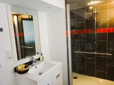 Salle de bains dans l'établissement STUDIO TERRASSE