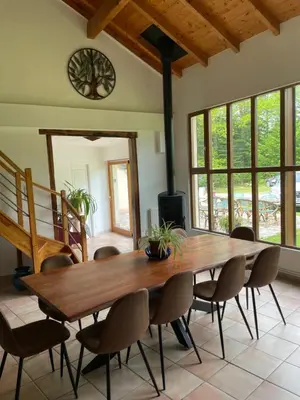 Coin salon dans l'établissement Chambres d’hôtes plateau des mille étangs