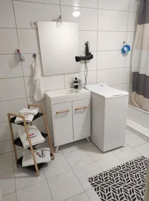 Salle de bains dans l'établissement Studio 45m2 très calme