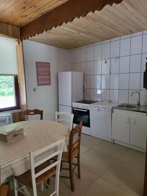 Cuisine ou kitchenette dans l'établissement Maison kerthoff 41D