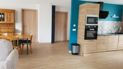 Cuisine ou kitchenette dans l'établissement Au chant de la rivière