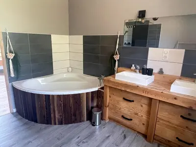Salle de bains dans l'établissement Gîte de la Belette_Montagne de La Bresse