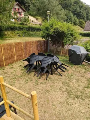 Jardin de l'établissement la Yourte des Bibis