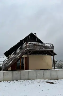 L'établissement Appartement indépendant à proximité de belfort en hiver
