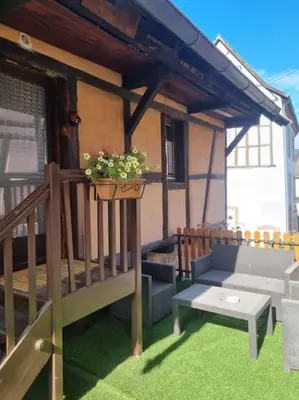 Balcon ou terrasse dans l'établissement Maison Alsacienne au cœur du vignoble