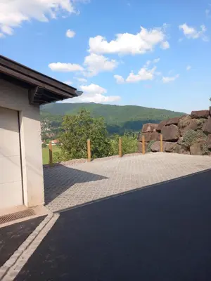 Vue générale sur la montagne ou vue sur la montagne depuis l'appartement