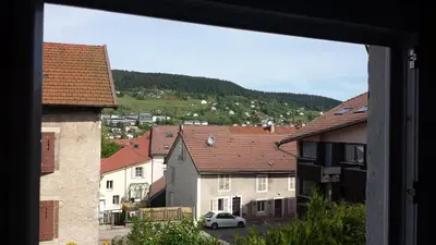 Vue générale sur la montagne ou vue sur la montagne depuis l'appartement