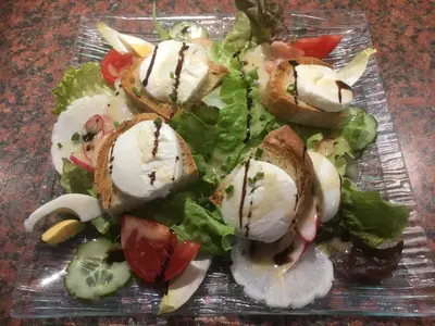 Nourriture dans l'hôtel ou à proximité