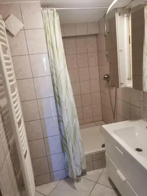Salle de bains dans l'établissement Chez Raphaël