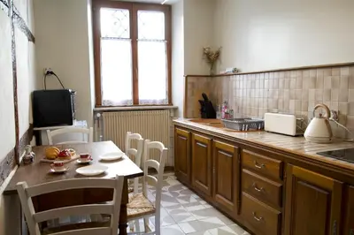 Cuisine ou kitchenette dans l'établissement Central & Quiet, Full apart for 2 L'Escapade Fleurie