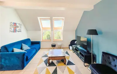 Télévision ou salle de divertissement dans l'établissement Awesome Home In Labaroche