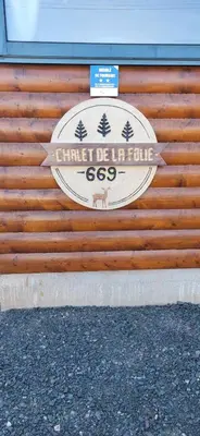 Certificat, récompense, panneau ou autre document affiché dans l'établissement Le Chalet de la Folie