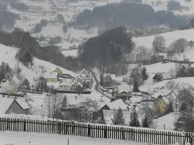 L'établissement Maison avec salle de jeux et parking privé à Orbey - FR-1-744-25 en hiver