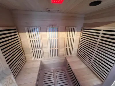 Plan de l'établissement Esprit Violet - Joli Studio Salengro - Sauna & Sport club