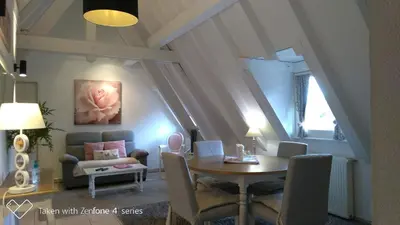 Coin salon dans l'établissement Victor et Léontine