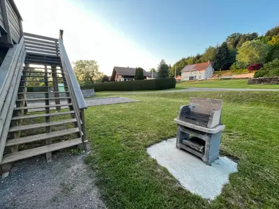 Jardin de l'établissement Gîte 14 personnes - 10 minutes de Gerardmer - Jaccuzzi