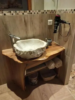 Salle de bains dans l'établissement Chambres Suite d'Hôte Divine Providence