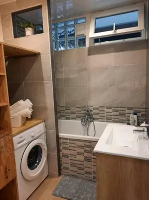 Salle de bains dans l'établissement Chez Alice