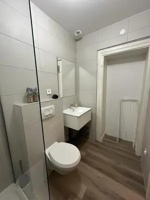 Salle de bains dans l'établissement Le Petit Café - Centre ville, parking gratuit