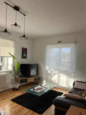 Télévision ou salle de divertissement dans l'établissement Location chez marie