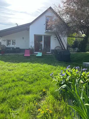 Jardin de l'établissement Maison « jardin la cigogne »