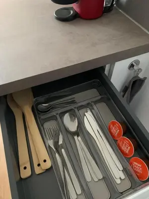 Cuisine ou kitchenette dans l'établissement Élégant F2 luxueux proche Suisse