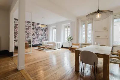 Coin salon dans l'établissement Appartement haut de gamme à Belfort idéal business & détente