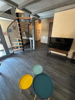 Télévision ou salle de divertissement dans l'établissement Le cocon du «Katzelberg» à 10mn de Colmar