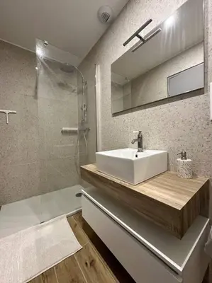 Salle de bains dans l'établissement L’ancienne ferme