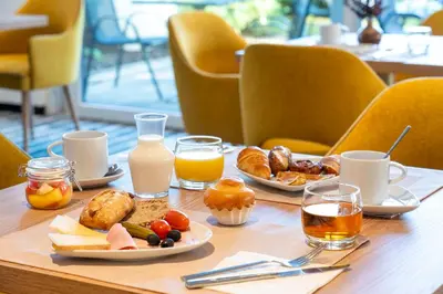 Nourriture dans l'hôtel ou à proximité