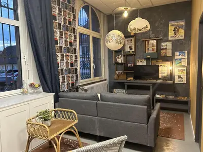 Coin salon dans l'établissement LA MARIEFACTURE - Comme une Lettre à la Poste