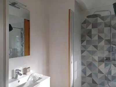 Salle de bains dans l'établissement Les chambres du Haras St Georges