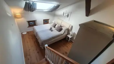 Un ou plusieurs lits dans un hébergement de l'établissement Villa d'exception LA BELLE DES VOSGES 4 étoiles, bain nordique, sauna, billard etc