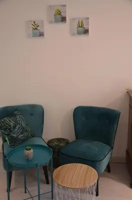 Coin salon dans l'établissement Esprit Jungle ........ au coeur de Mulhouse
