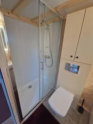 Salle de bains dans l'établissement Magnifique petite maison