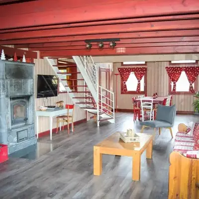 Chalet familial à Vagney + Jardin et Terrain de Bowling