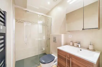 Salle de bains dans l'établissement Le Boulanger Windholz