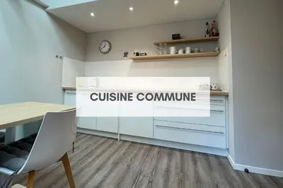 Cuisine ou kitchenette dans l'établissement La Tanière de l'Ours - L'Alcôve de l'Ours - Chambre cosy 2 pers