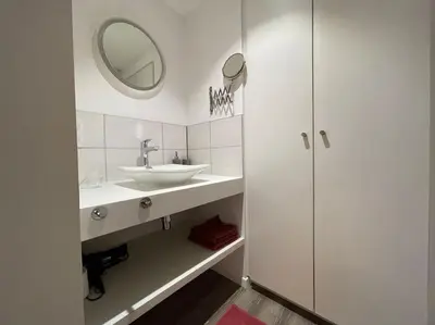 Salle de bains dans l'établissement Le Repaire de l'Ours - L'Alcôve de l'Ours - Chambre cosy 2 pers