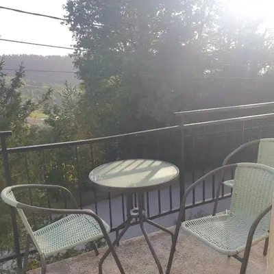 Balcon ou terrasse dans l'établissement Maison vosgienne proche de la Bresse et Gerardmer