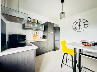 Cuisine ou kitchenette dans l'établissement Appartement de charme proche de Colmar