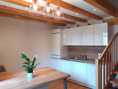 Cuisine ou kitchenette dans l'établissement Coup de cœur en Alsace ! Proche Colmar et sur la route des Vins, Gîte de la Muse avec son jardin