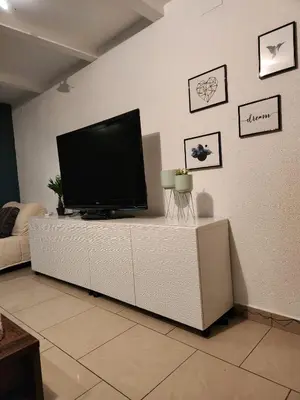 Télévision ou salle de divertissement dans l'établissement Maison 5 chambres proche Basel Germany