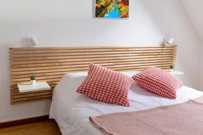 Un ou plusieurs lits dans un hébergement de l'établissement Travel Homes - Tanneur 6, heart of Petite Venise
