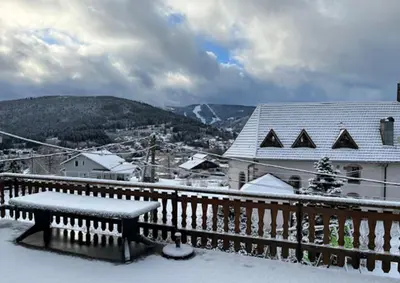 L'établissement Appartement La Galerie de Mémé en hiver