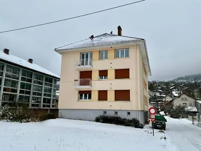 L'établissement Les Violettes, bel appartement au centre-ville en hiver