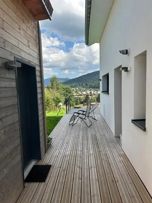 Vue générale sur la montagne ou vue sur la montagne depuis la maison de vacances