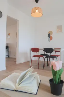 Coin salon dans l'établissement LE SUNNY, Mulhouse centre